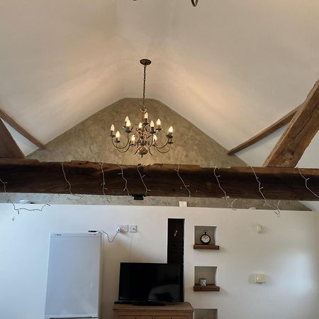 Beautiful 1-Bed House In Gloucestershire Westbury on Severn Esterno foto